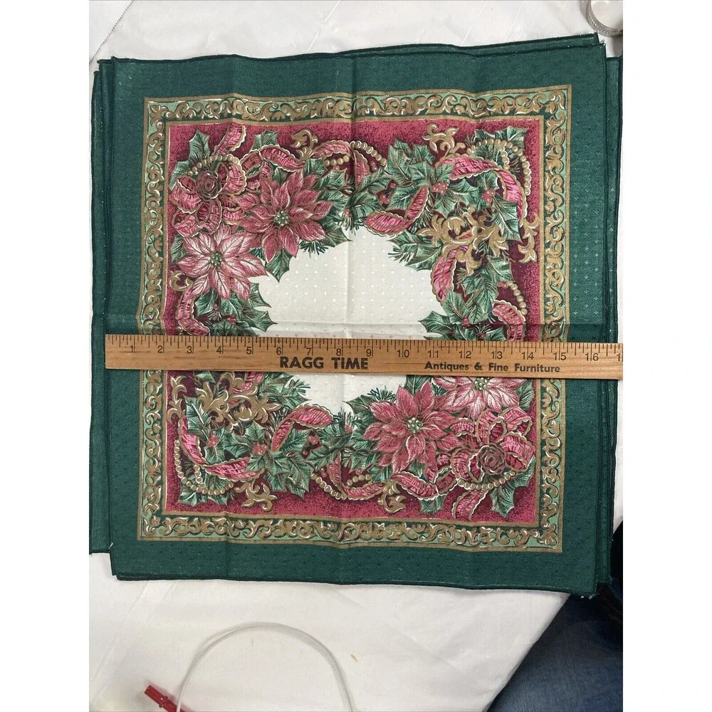 Christmas Cloth Napkins Poinsettia Holly Berry Red Green White Set of 3 Vtg